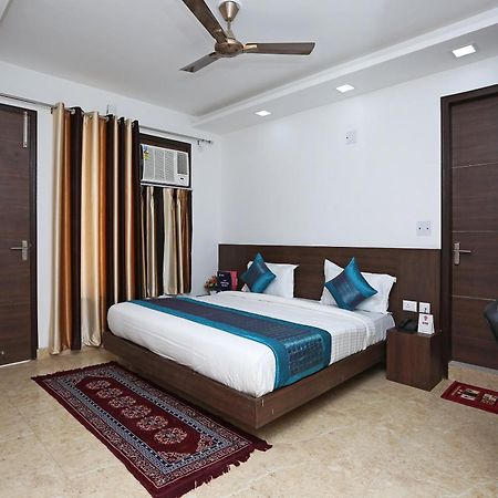 Hotel O Green Residency Near Appu Ghar Gurgaon Exteriör bild
