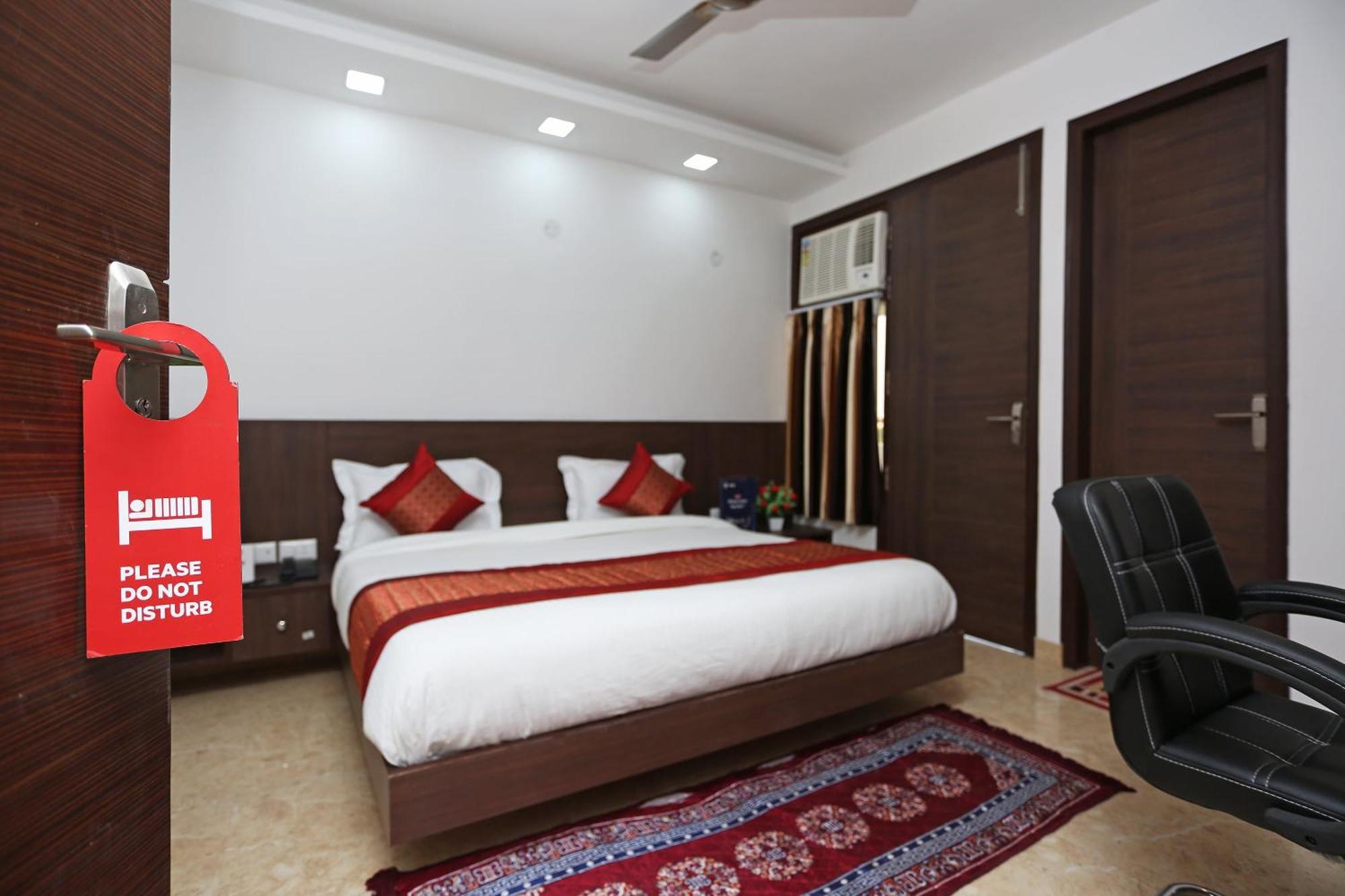 Hotel O Green Residency Near Appu Ghar Gurgaon Exteriör bild